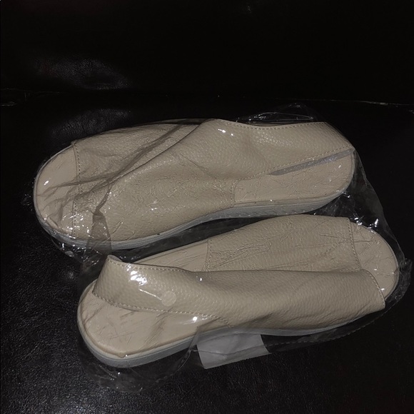 Slip-In Slides - Picture 1 of 3